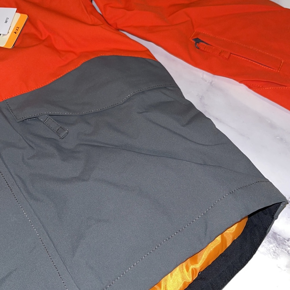 🔥 Quiksilver Mission Solid Snowboard Jacket Kids NWT - Picture 4 of 9